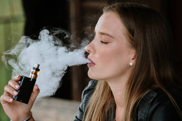 girl vaping